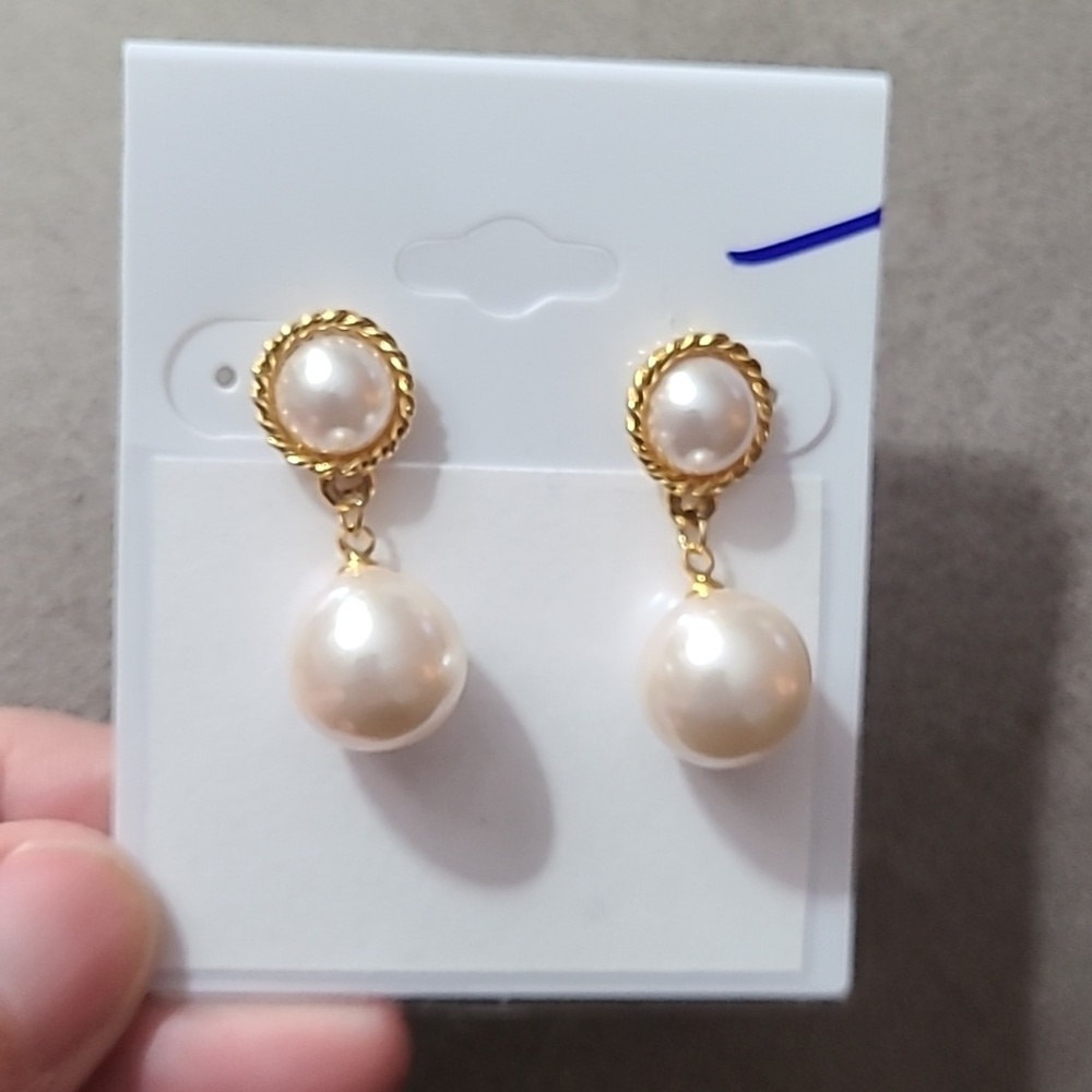 Faux Pearl dangle earrings‎